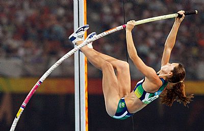 Fabiana Murer durante salto com vara. (Washington Alves/COB) Fabiana Murer durante salto com vara. (Washington Alves/COB)