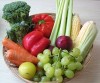 Frutas, vegetais e legumes devem ser a base de uma alimentação com saúde. (foto: Gilabrand/CC)