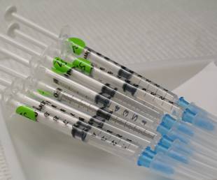 Injeções no teste antidoping. (NathanF/flickr)